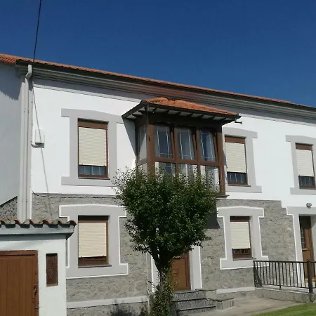 Casa Raquel Nyaraló Pedreña